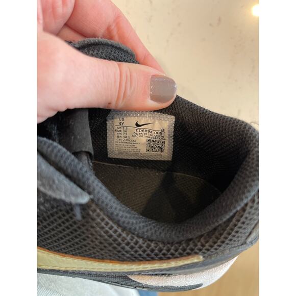 Nike air max shoes - Picture 6 of 6